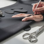 découvrez des conseils pratiques et faciles pour réparer votre combinaison de plongée et prolonger sa durée de vie.