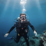 découvrez ce qu'est la narcose en plongée, ses causes, ses symptômes et comment la prévenir pour plonger en toute sécurité.